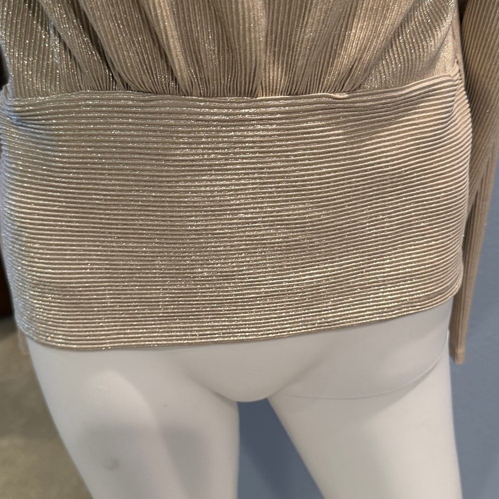 NWT! ANN TAYLOR GOLD BLOUSE - Picture 4 of 7
